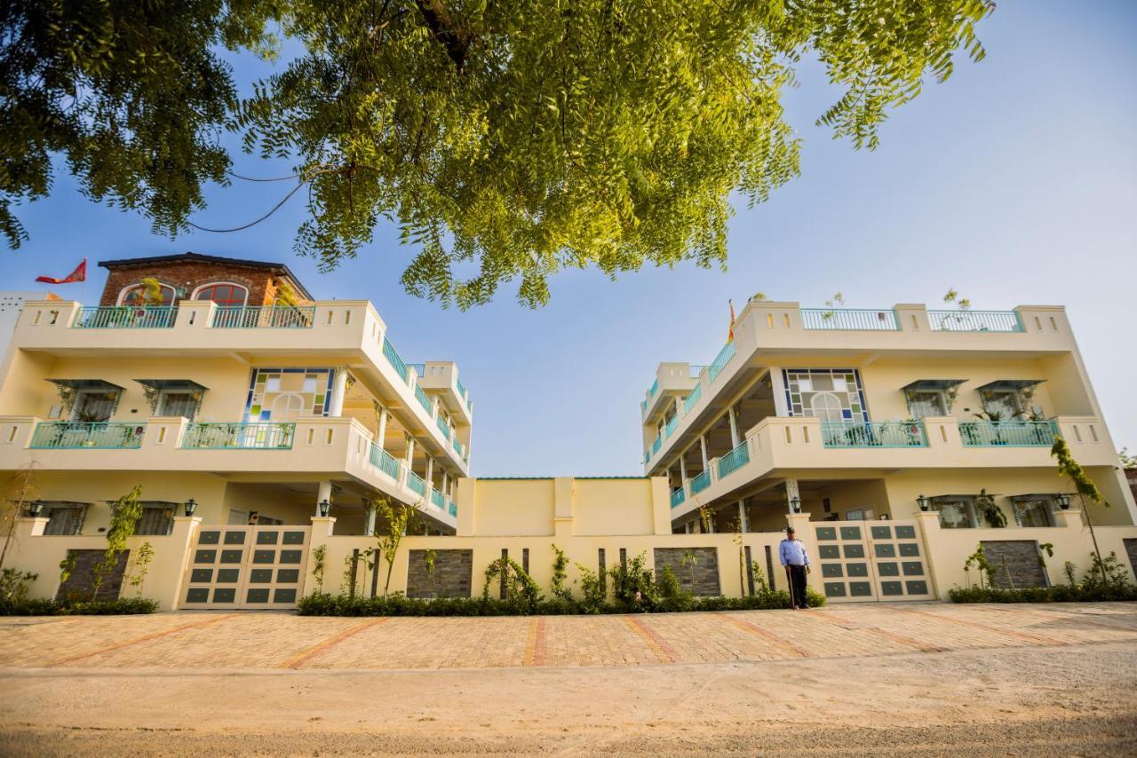 Da Bungalow - A Vacation Abode Agra  Extérieur photo